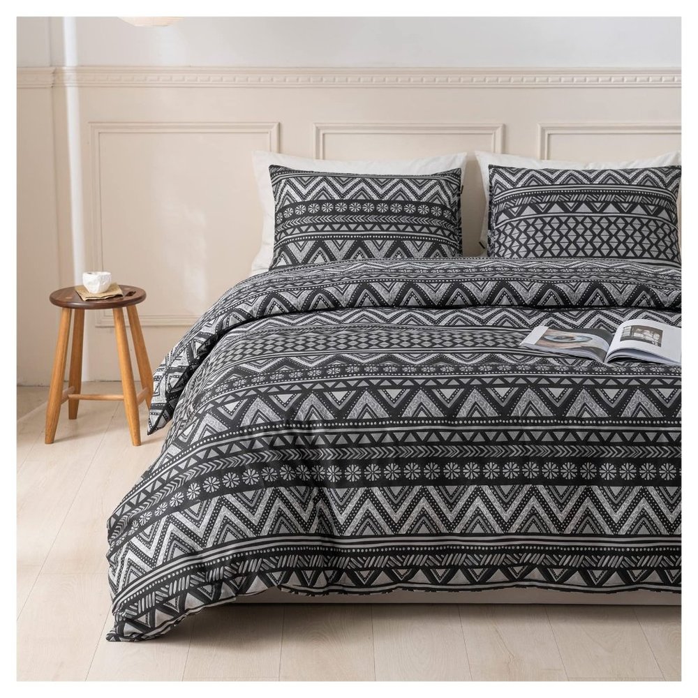 Ultra Soft Microfiber Bed Set, Boho Comforter Set, 3 Piece Breathable Dark Gray